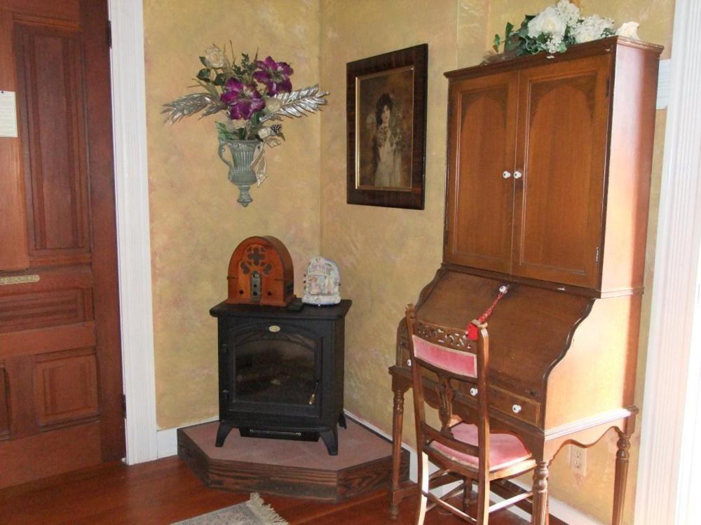 Robin'S Nest Bed & Breakfast San Andreas ห้อง รูปภาพ