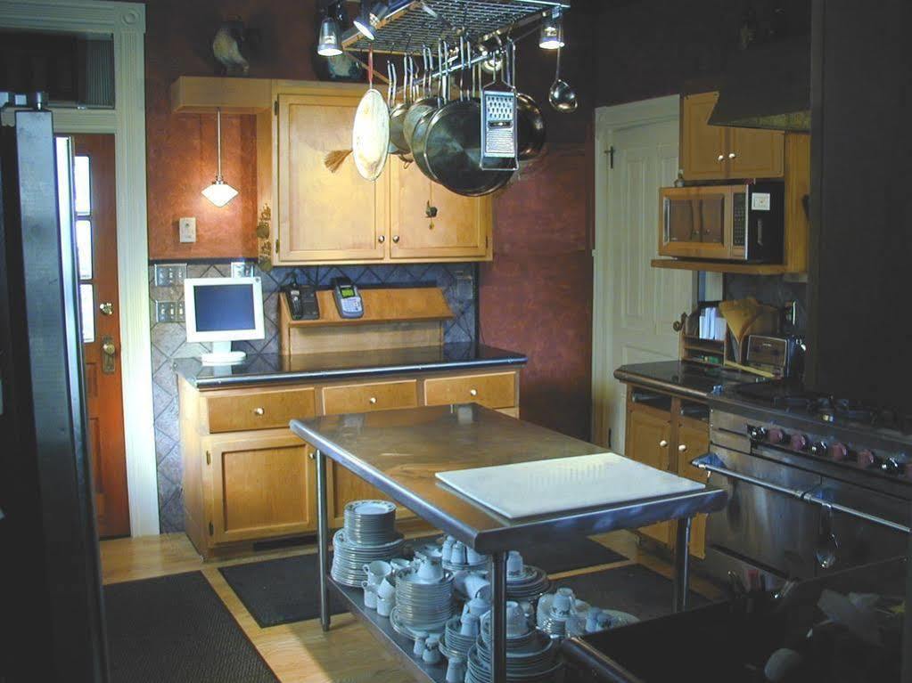 Robin'S Nest Bed & Breakfast San Andreas ภายนอก รูปภาพ